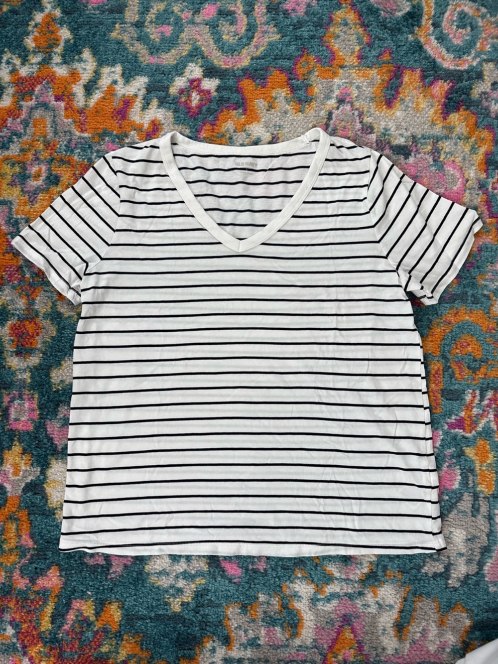 Old Navy White Tee with Black Vertical Stripes